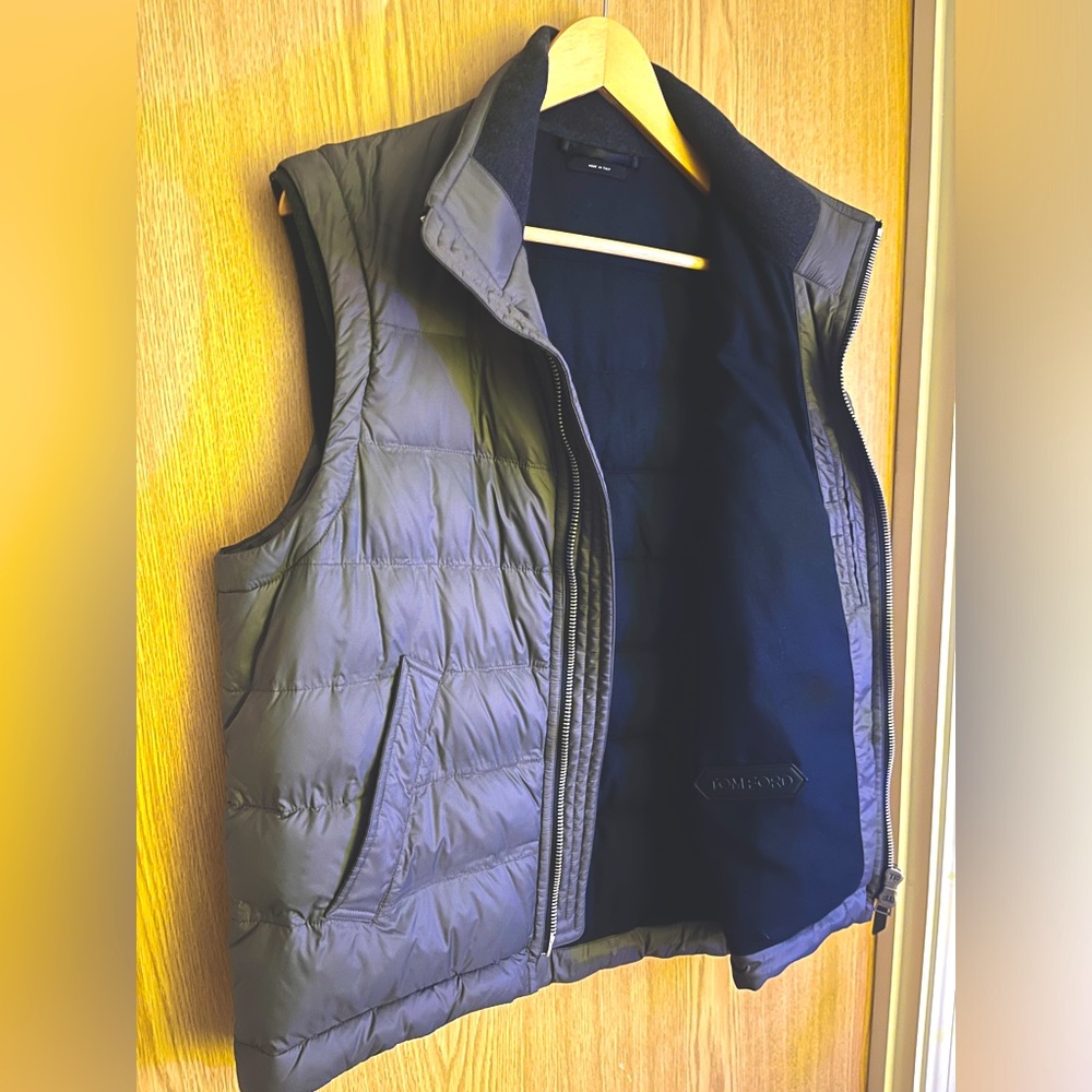 *SOLD* TOM FORD puffer vest jacket, Int’l XL, US L, in classic grey-ish/olive gr